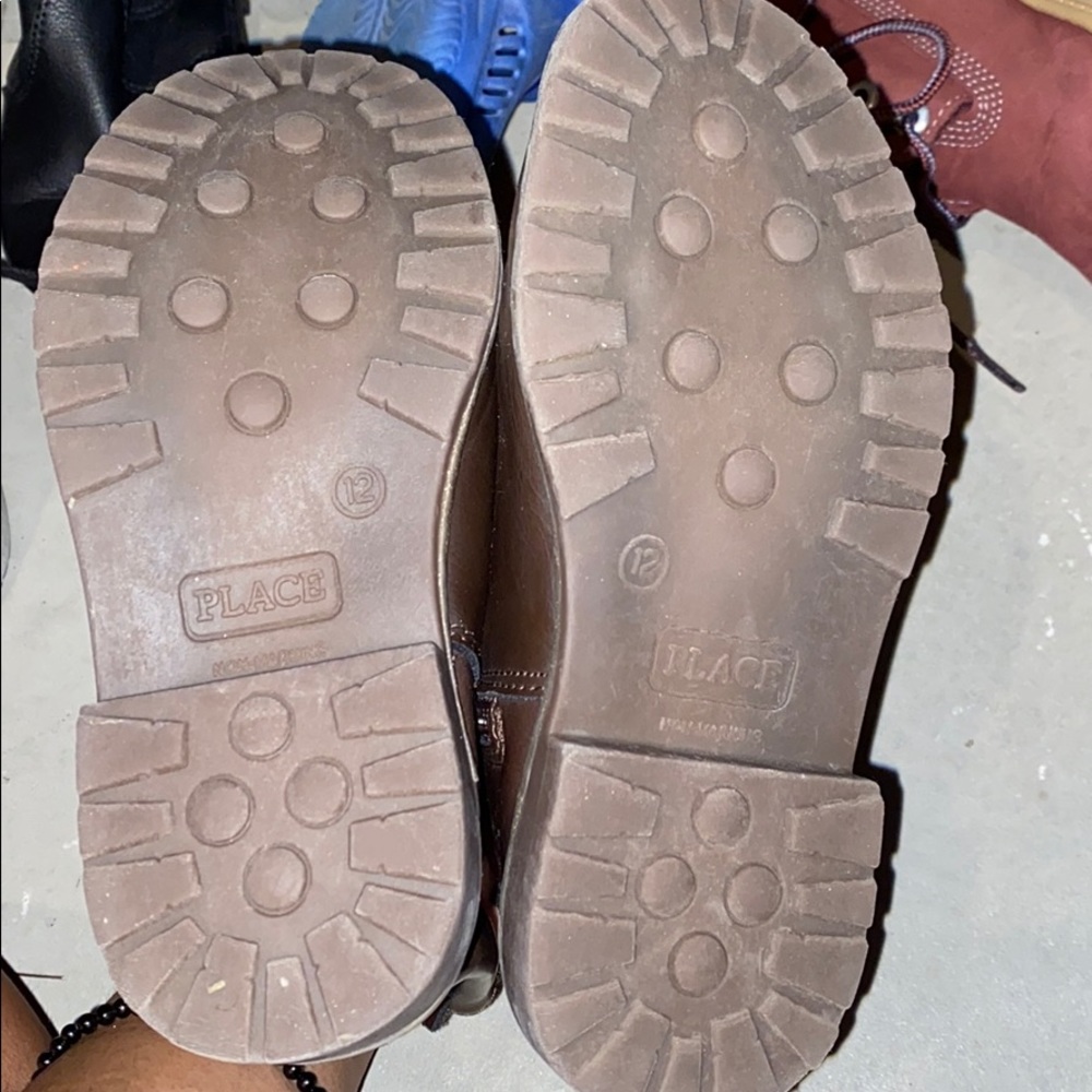 Kids boots
